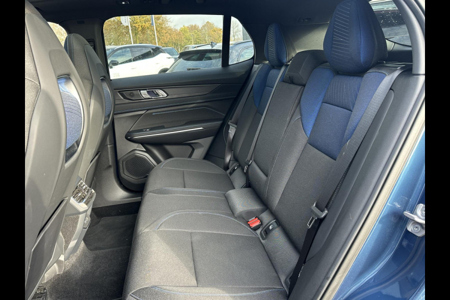 Lynk & Co 01 1.5 VAN: €30.900,- VOOR: €28.440,- UW EINDEJAARSVOORDEEL: €2.460,- | 11.000KM! PHEV PLUG-IN HYBRIDE | COMPLETE AUTO / ZWARTE HEMEL | ELEKTRISCH PANORAMADAK | FULL OPTIONS | LYNK & CO GARANTIE T/M 4-2028 | RIJKLAAR GELEVERD | BTW VERREKENBAAR