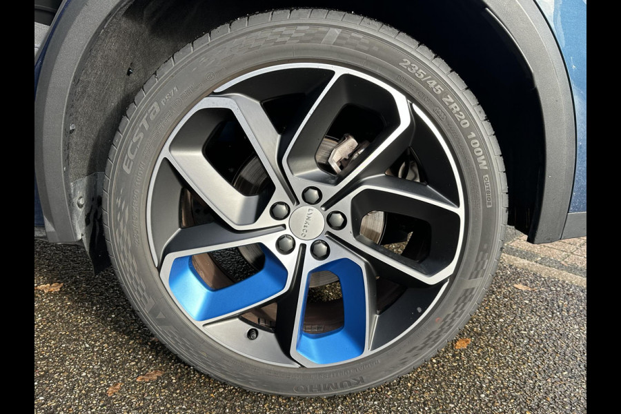 Lynk & Co 01 1.5 VAN: €30.900,- VOOR: €28.440,- UW EINDEJAARSVOORDEEL: €2.460,- | 11.000KM! PHEV PLUG-IN HYBRIDE | COMPLETE AUTO / ZWARTE HEMEL | ELEKTRISCH PANORAMADAK | FULL OPTIONS | LYNK & CO GARANTIE T/M 4-2028 | RIJKLAAR GELEVERD | BTW VERREKENBAAR