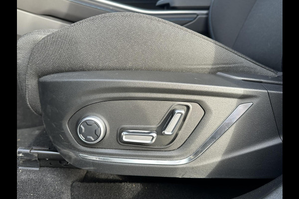 Lynk & Co 01 1.5 VAN: €30.900,- VOOR: €28.440,- UW EINDEJAARSVOORDEEL: €2.460,- | 11.000KM! PHEV PLUG-IN HYBRIDE | COMPLETE AUTO / ZWARTE HEMEL | ELEKTRISCH PANORAMADAK | FULL OPTIONS | LYNK & CO GARANTIE T/M 4-2028 | RIJKLAAR GELEVERD | BTW VERREKENBAAR