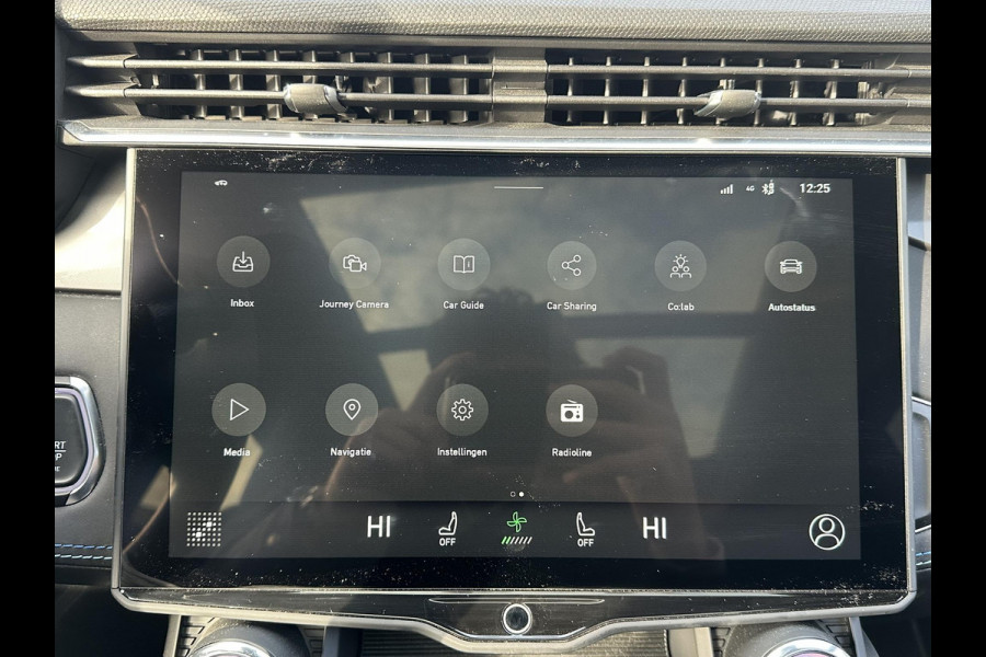 Lynk & Co 01 1.5 VAN: €30.900,- VOOR: €28.440,- UW EINDEJAARSVOORDEEL: €2.460,- | 11.000KM! PHEV PLUG-IN HYBRIDE | COMPLETE AUTO / ZWARTE HEMEL | ELEKTRISCH PANORAMADAK | FULL OPTIONS | LYNK & CO GARANTIE T/M 4-2028 | RIJKLAAR GELEVERD | BTW VERREKENBAAR