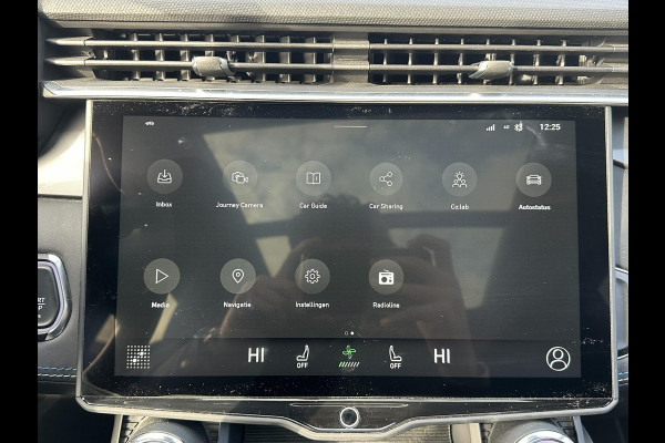 Lynk & Co 01 1.5 VAN: €30.900,- VOOR: €28.440,- UW EINDEJAARSVOORDEEL: €2.460,- | 11.000KM! PHEV PLUG-IN HYBRIDE | COMPLETE AUTO / ZWARTE HEMEL | ELEKTRISCH PANORAMADAK | FULL OPTIONS | LYNK & CO GARANTIE T/M 4-2028 | RIJKLAAR GELEVERD | BTW VERREKENBAAR