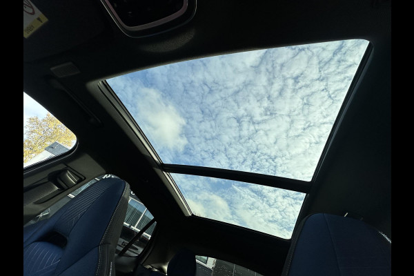 Lynk & Co 01 1.5 VAN: €30.900,- VOOR: €28.440,- UW EINDEJAARSVOORDEEL: €2.460,- | 11.000KM! PHEV PLUG-IN HYBRIDE | COMPLETE AUTO / ZWARTE HEMEL | ELEKTRISCH PANORAMADAK | FULL OPTIONS | LYNK & CO GARANTIE T/M 4-2028 | RIJKLAAR GELEVERD | BTW VERREKENBAAR