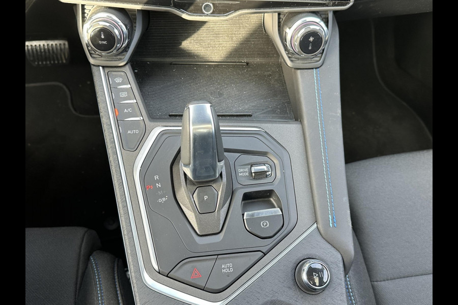 Lynk & Co 01 1.5 VAN: €30.900,- VOOR: €28.440,- UW EINDEJAARSVOORDEEL: €2.460,- | 11.000KM! PHEV PLUG-IN HYBRIDE | COMPLETE AUTO / ZWARTE HEMEL | ELEKTRISCH PANORAMADAK | FULL OPTIONS | LYNK & CO GARANTIE T/M 4-2028 | RIJKLAAR GELEVERD | BTW VERREKENBAAR