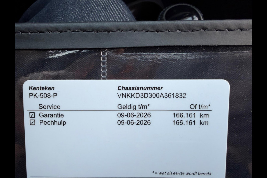 Toyota Yaris 1.5 Hybrid Bi-Tone 1e eigenaar, NAP, KeyLess, Camera