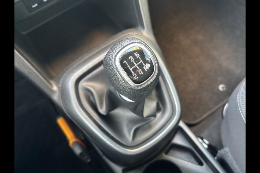 Hyundai i10 1.0i Go! 2017 | Apple Carplay/Android auto! | Rijklaar geleverd incl 12 maanden BOVAG garantie! |