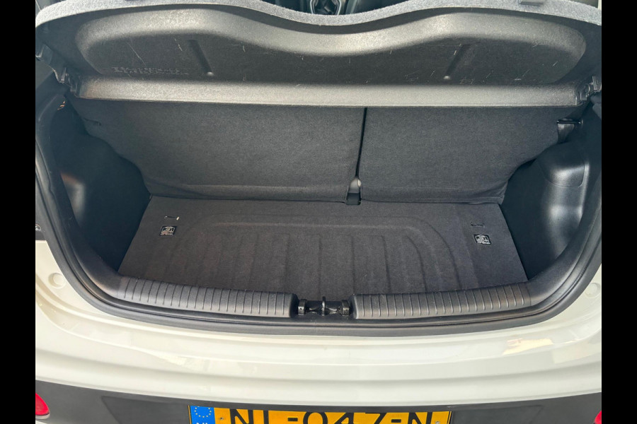 Hyundai i10 1.0i Go! 2017 | Apple Carplay/Android auto! | Rijklaar geleverd incl 12 maanden BOVAG garantie! |