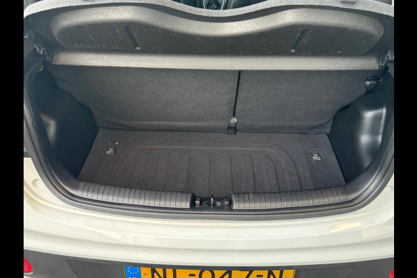 Hyundai i10 1.0i Go! 2017 | Apple Carplay/Android auto! | Rijklaar geleverd incl 12 maanden BOVAG garantie! |