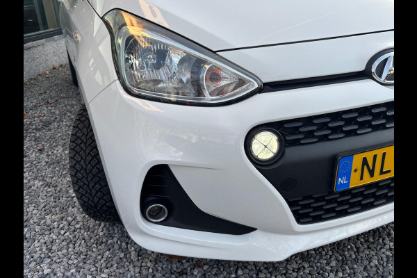 Hyundai i10 1.0i Go! 2017 | Apple Carplay/Android auto! | Rijklaar geleverd incl 12 maanden BOVAG garantie! |