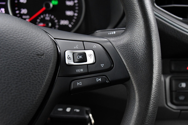 Volkswagen Crafter 35 2.0 TDI L3H2 PB Edition Adaptieve Cruise, Camera, Sensoren, 177pk, Automaat, LED, Multimedia, Trekhaak, Uniek!