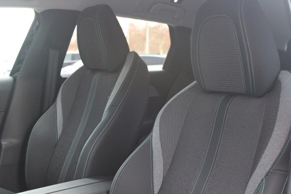Peugeot 308 SW 1.2 Hybrid 145PK e-DCS6 ALLURE | AGR COMFORT STOELEN | AFNEEMBARE TREKHAAK | KEYLESS ENTRY/START | NAVIGATIE | DRAADLOZE APPLE CARPLAY/ANDROID AUTO | ACHTERUITRIJ CAMERA | STOEL/STUUR VERWARMING | LICHTMETALEN VELGEN 17" | ADAPTIVE CRUISE CONTROL | DAB+ RADIO |