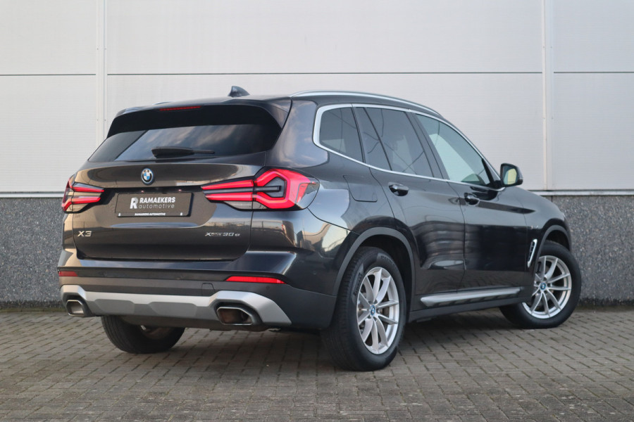 BMW X3 xDrive30e Pano Dak / Leder / 360 camera / HiFi /
