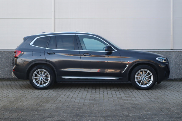 BMW X3 xDrive30e Pano Dak / Leder / 360 camera / HiFi /