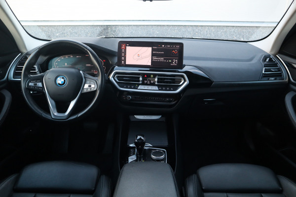 BMW X3 xDrive30e Pano Dak / Leder / 360 camera / HiFi /