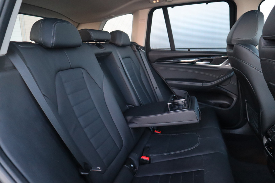 BMW X3 xDrive30e Pano Dak / Leder / 360 camera / HiFi /