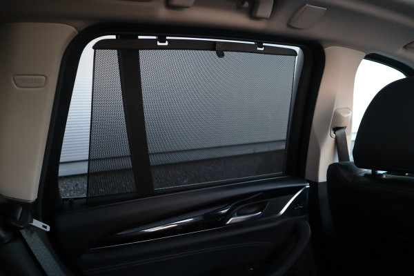 BMW X3 xDrive30e Pano Dak / Leder / 360 camera / HiFi /