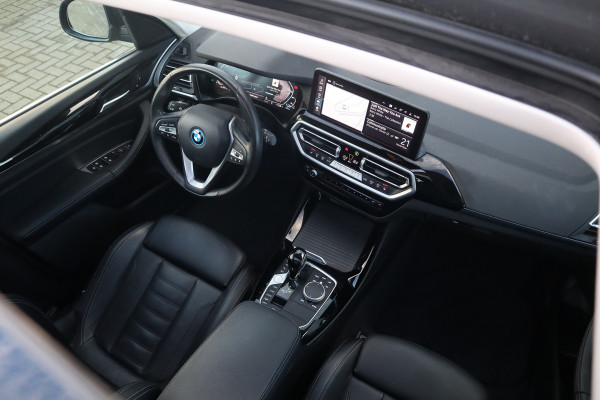 BMW X3 xDrive30e Pano Dak / Leder / 360 camera / HiFi /