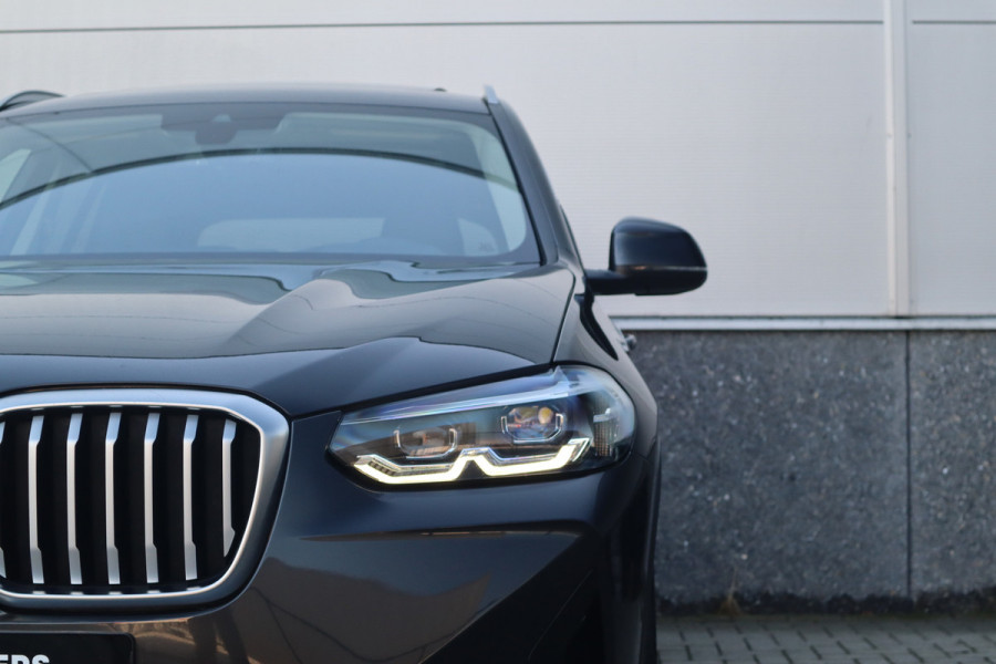 BMW X3 xDrive30e Pano Dak / Leder / 360 camera / HiFi /