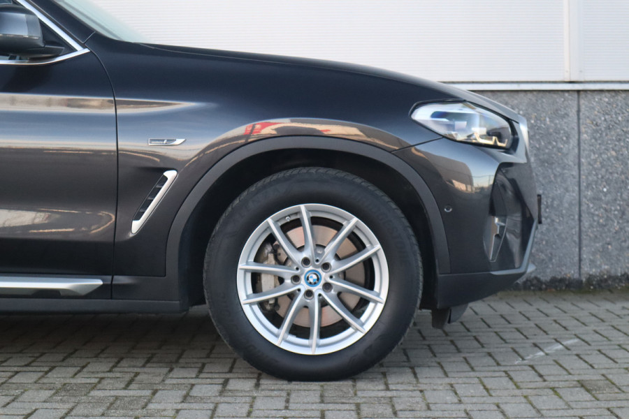 BMW X3 xDrive30e Pano Dak / Leder / 360 camera / HiFi /