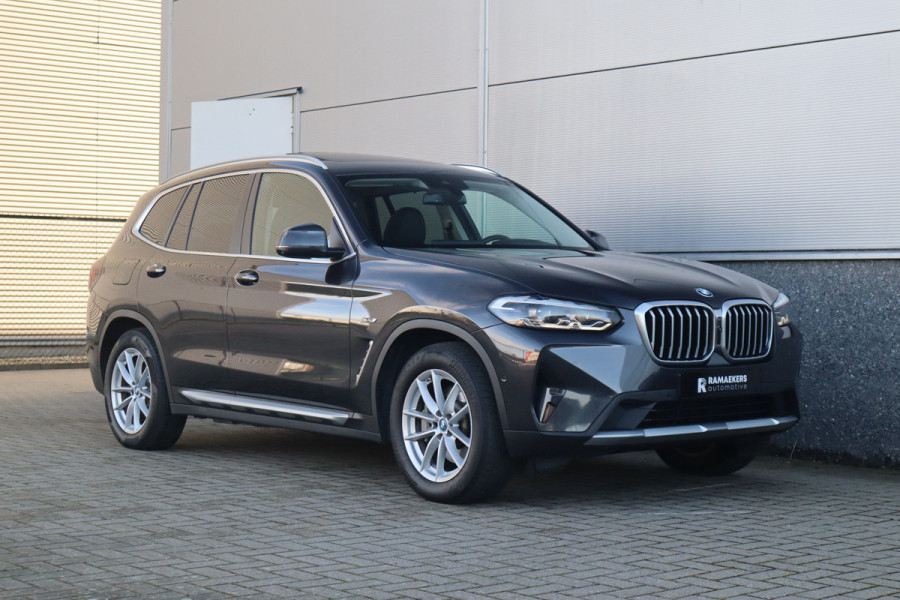 BMW X3 xDrive30e Pano Dak / Leder / 360 camera / HiFi /