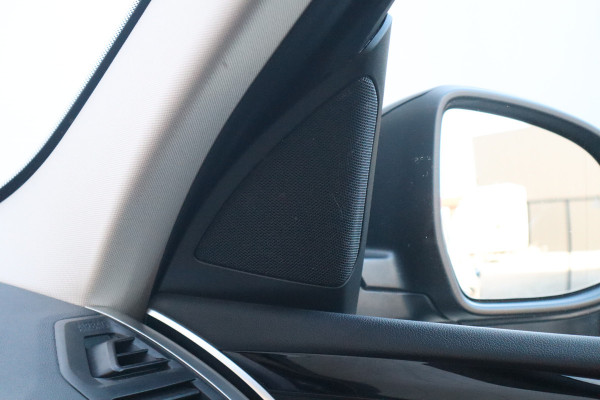 BMW X3 xDrive30e Pano Dak / Leder / 360 camera / HiFi /