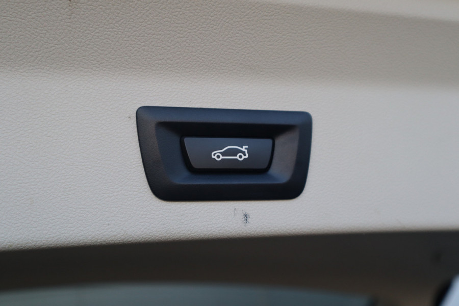 BMW X3 xDrive30e Pano Dak / Leder / 360 camera / HiFi /