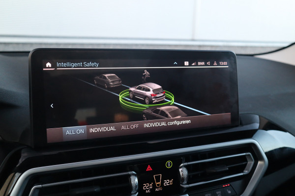 BMW X3 xDrive30e Pano Dak / Leder / 360 camera / HiFi /