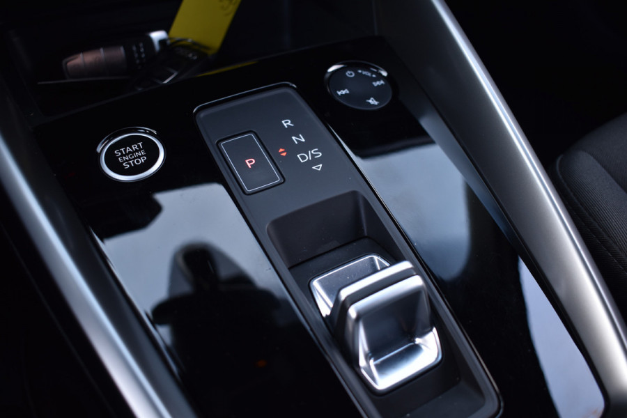 Audi A3 Sportback 40 TFSIe 204PK HYBRIDE S-TRONIC PRO-LINE VIRTUAL/ACC/NAVI