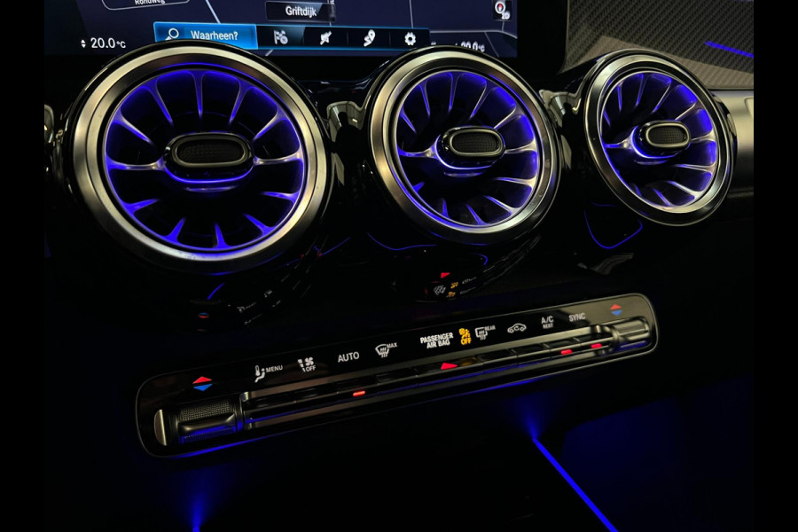 Mercedes-Benz GLB-Klasse 200d Van / AMG / 1e eig / Sfeerverlichting