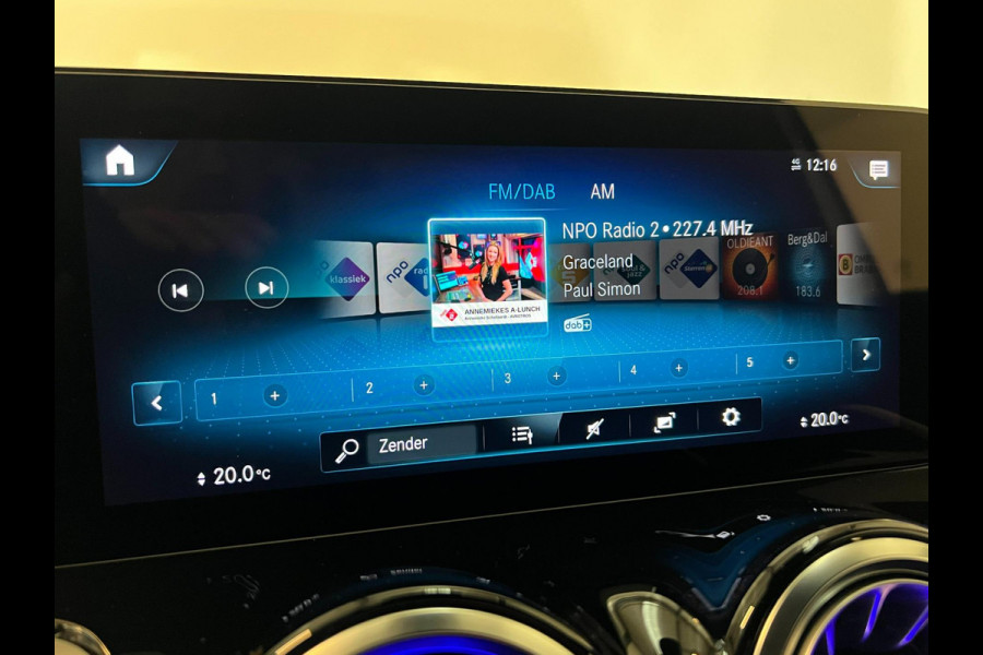 Mercedes-Benz GLB-Klasse 200d Van / AMG / 1e eig / Sfeerverlichting