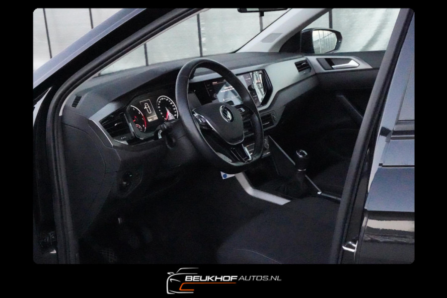 Volkswagen Polo 1.0 TSI Business Camera parkeersensor Navi