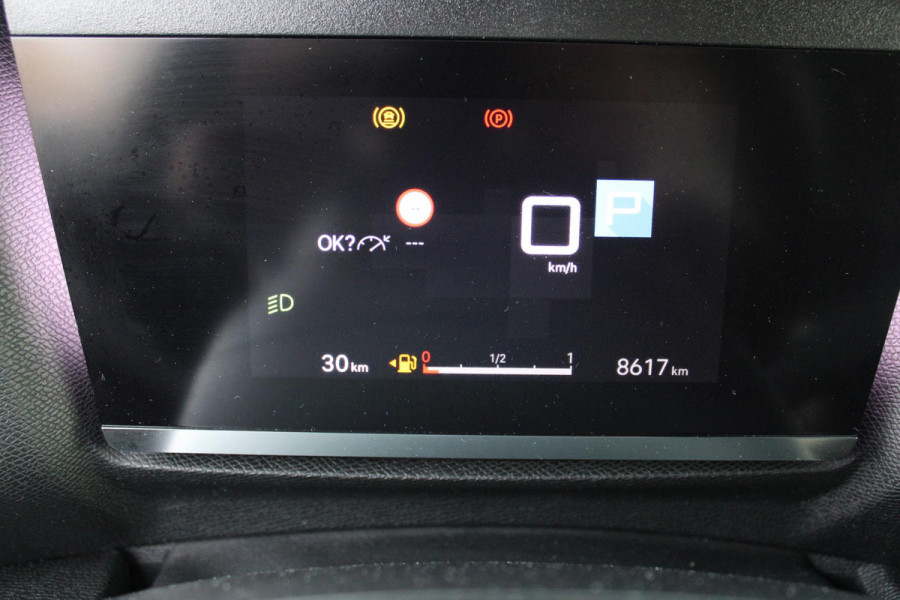 Citroën C4 1.2 Hybrid 145PK BUSINESS | KEYLESS ENTRY/START | DRAADLOZE APPLE CARPLAY/ANDROID AUTO | CLIMATE CONTROL | STOEL/VOORRUIT VERWARMING | ACHTERUITRIJ CAMERA | DAB+ RADIO | 18" LICHTMETALEN VELGEN |