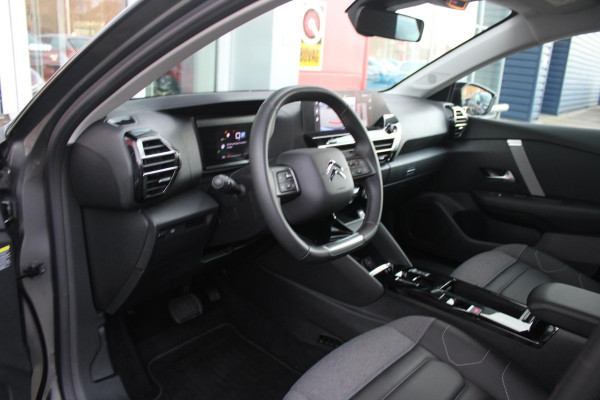 Citroën C4 1.2 Hybrid 145PK BUSINESS | KEYLESS ENTRY/START | DRAADLOZE APPLE CARPLAY/ANDROID AUTO | CLIMATE CONTROL | STOEL/VOORRUIT VERWARMING | ACHTERUITRIJ CAMERA | DAB+ RADIO | 18" LICHTMETALEN VELGEN |