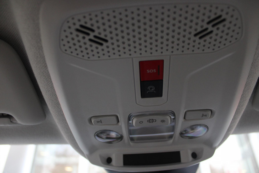 Citroën C4 1.2 Hybrid 145PK BUSINESS | KEYLESS ENTRY/START | DRAADLOZE APPLE CARPLAY/ANDROID AUTO | CLIMATE CONTROL | STOEL/VOORRUIT VERWARMING | ACHTERUITRIJ CAMERA | DAB+ RADIO | 18" LICHTMETALEN VELGEN |