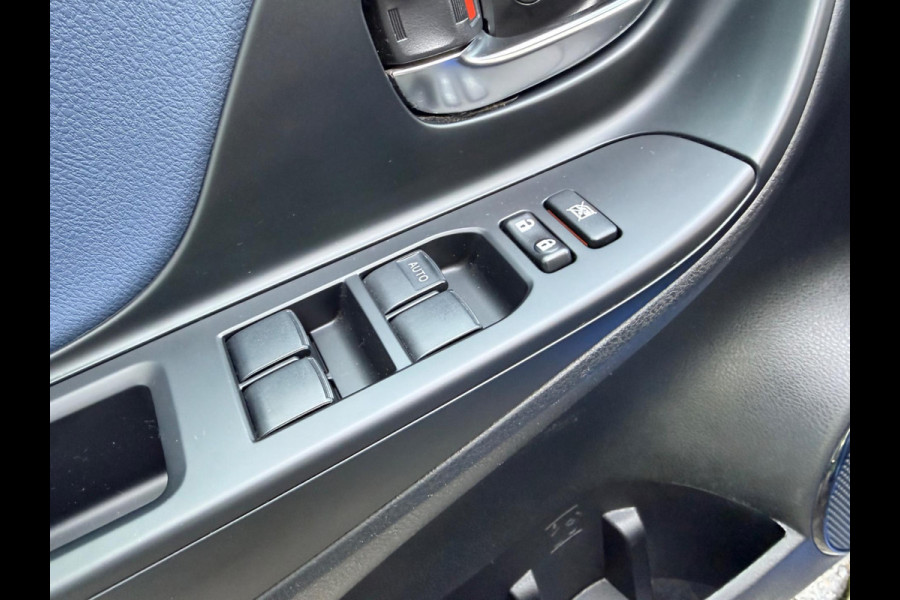 Toyota Yaris 1.5 Hybrid Bi-Tone 1e eigenaar, NAP, KeyLess, Camera