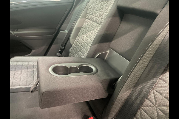 Volkswagen Tiguan 1.4 TSI 245pk eHybrid Life Business Panoramadak Navigatie Apple Carplay/Android Auto Camera Parkeersensoren Adaptive Cruise Control Elektrische achterklep Virtual Cockpit Lichtmetalen velgen Climate Control