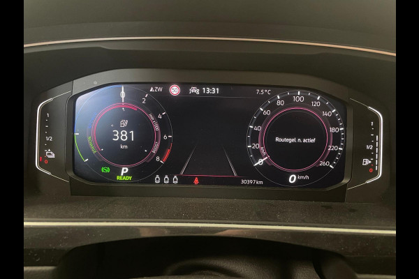 Volkswagen Tiguan 1.4 TSI 245pk eHybrid Life Business Panoramadak Navigatie Apple Carplay/Android Auto Camera Parkeersensoren Adaptive Cruise Control Elektrische achterklep Virtual Cockpit Lichtmetalen velgen Climate Control