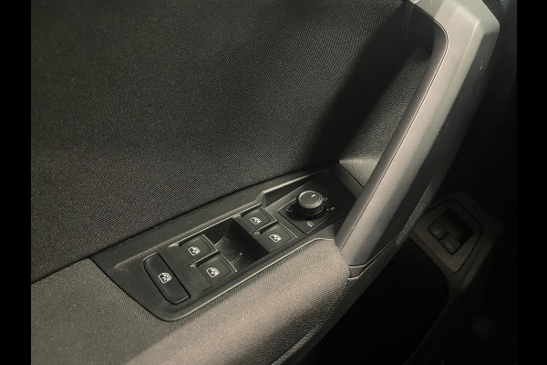 Volkswagen Tiguan 1.4 TSI 245pk eHybrid Life Business Panoramadak Navigatie Apple Carplay/Android Auto Camera Parkeersensoren Adaptive Cruise Control Elektrische achterklep Virtual Cockpit Lichtmetalen velgen Climate Control