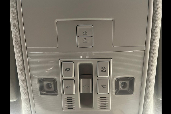 Volkswagen Tiguan 1.4 TSI 245pk eHybrid Life Business Panoramadak Navigatie Apple Carplay/Android Auto Camera Parkeersensoren Adaptive Cruise Control Elektrische achterklep Virtual Cockpit Lichtmetalen velgen Climate Control