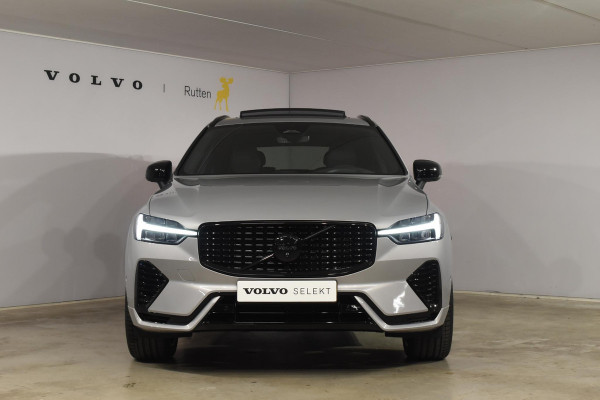 Volvo XC60 T6 350PK Automaat Plug-in hybrid AWD Plus Dark / Panoramadak / Harman Kardon / Luchtvering / 360 camera / Sport stoelen / 21'' velgen / NIEUWPRIJS EUR 81.500,-