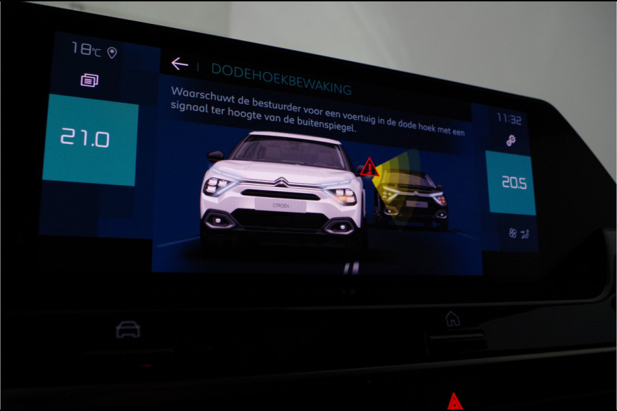 Citroën Ë-C4 Citroën ë-C4 Shine 50kWh 3- fase | Camera | Navigatie | Adaptive Cruise Control | Pano | Camera | Navigatie | Adaptive Cruise Control | Pano