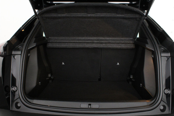 Peugeot e-2008 EV Active Pack 50 kWh > 11kW lader/LED/Navi/DAB+/Cruise control...