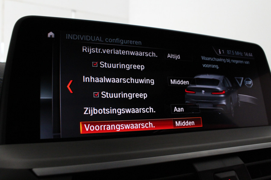 BMW X4 M40i High Executive 354pk > Pano.scuif/360°/H&K/Driving Assistant Plus