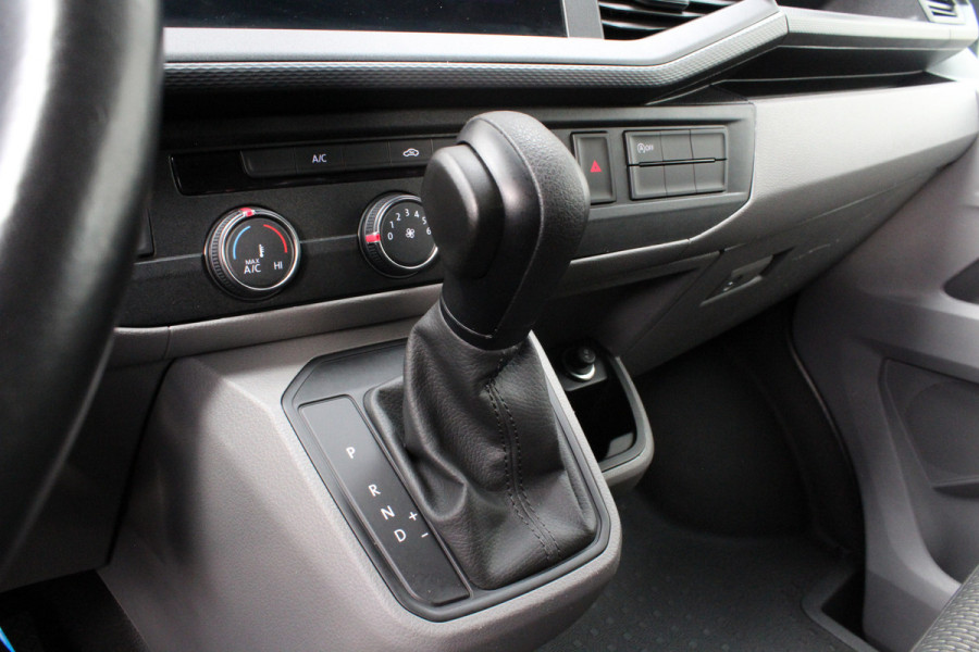 Volkswagen Transporter 2.0 TDI L2H1 28 T6.1 > Automaat/150pk/Adapt cruise./Navi...