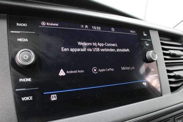 Volkswagen Transporter 2.0 TDI L2H1 28 T6.1 > Automaat/150pk/Adapt cruise./Navi...