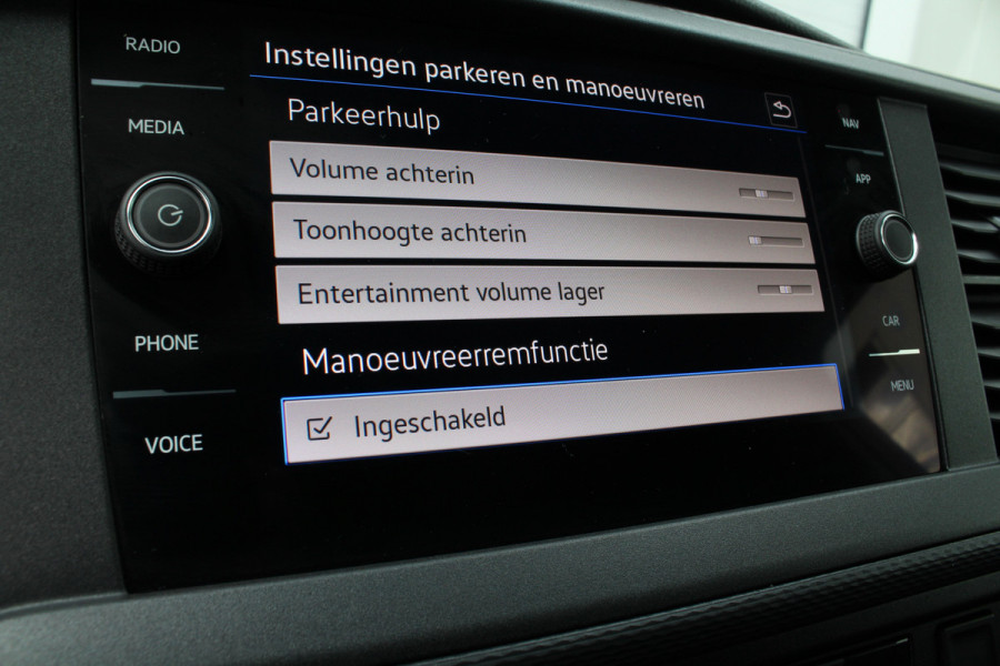 Volkswagen Transporter 2.0 TDI L2H1 28 T6.1 > Automaat/150pk/Adapt cruise./Navi...