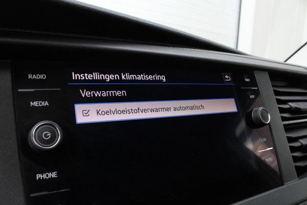 Volkswagen Transporter 2.0 TDI L2H1 28 T6.1 > Automaat/150pk/Adapt cruise./Navi...