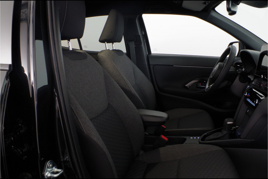 Toyota Yaris Cross 1.5 Hybrid 130pk Teamplayer Design > Camera/Zwart/Winterpakket/2025 | 3587 | Lease ook mogelijk!