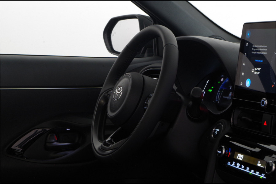 Toyota Yaris Cross 1.5 Hybrid 130pk Teamplayer Design > Camera/Zwart/Winterpakket/2025 | 3587 | Lease ook mogelijk!