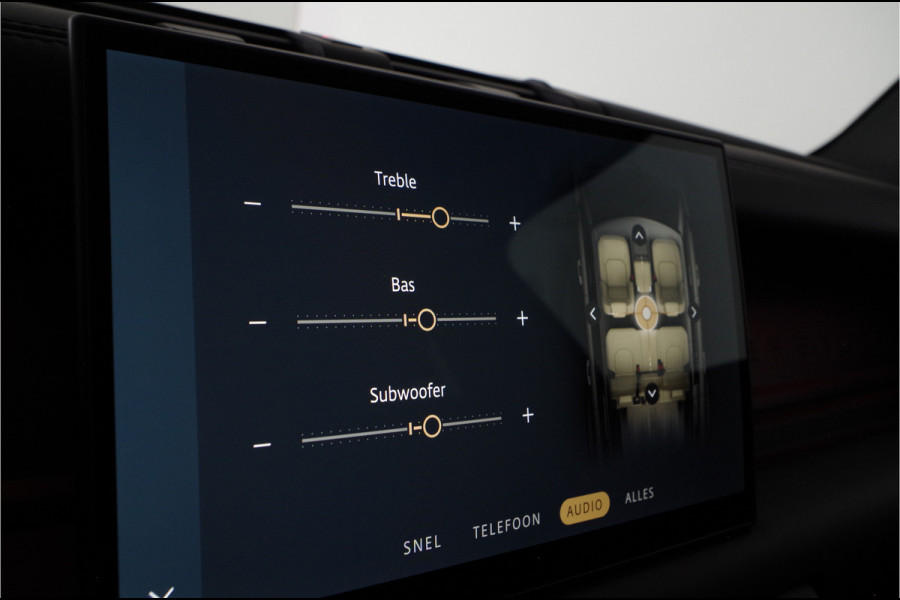 Land Rover Defender 110 2.0 P300e 110 X-Dynamic HSE > 300pk/Black pakket/Head-up/22inch/Trekhaak/Smart View...