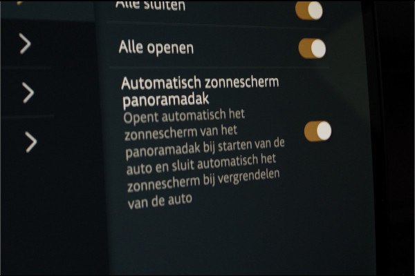 Land Rover Defender 110 2.0 P300e 110 X-Dynamic HSE > 300pk/Black pakket/Head-up/22inch/Trekhaak/Smart View...